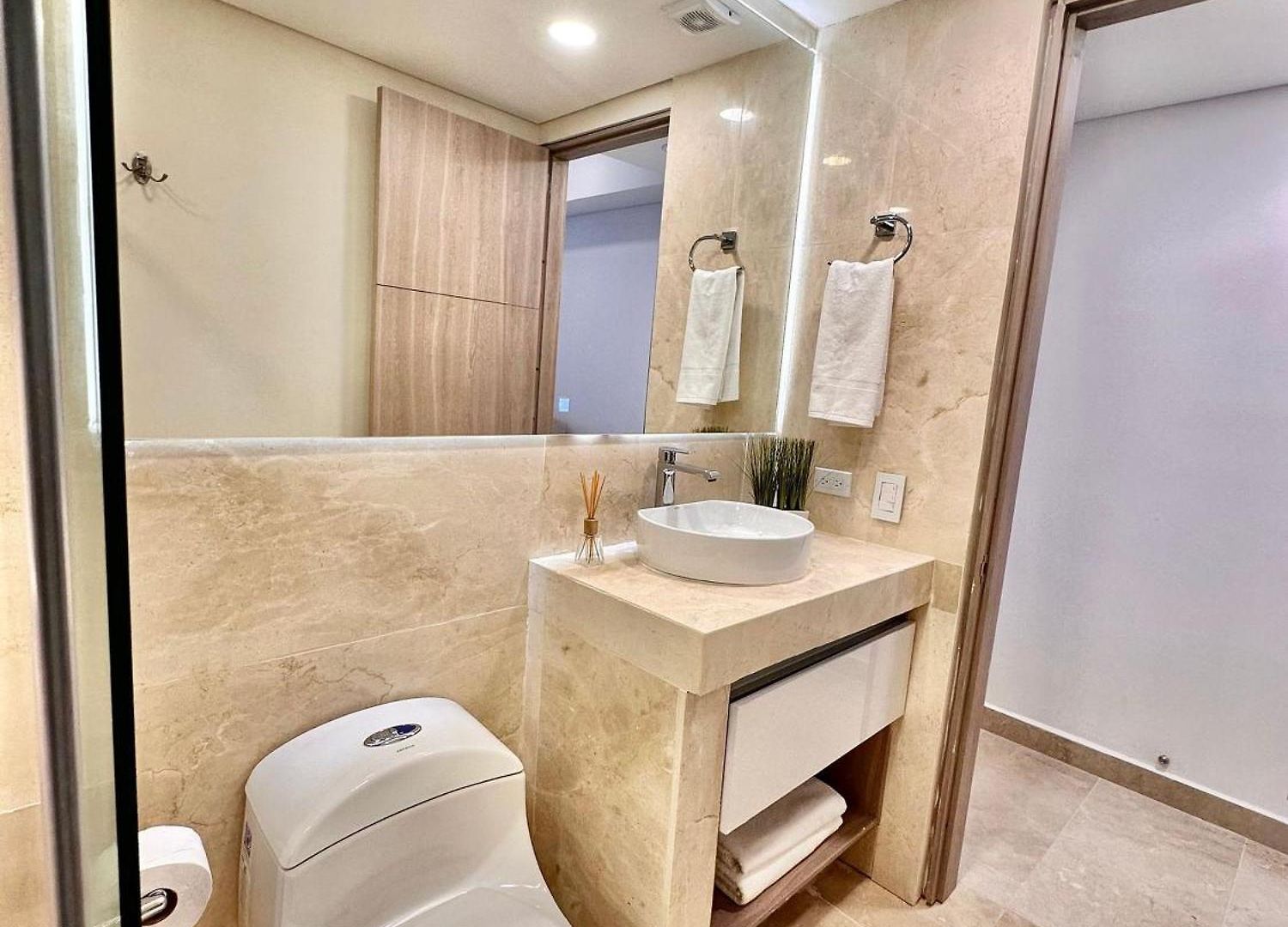 Cb1445 | Lujosa En Piso 14 Con Vista única Apartamento *